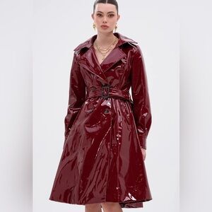 Akira Glossy Burgundy Red Patent Trench Coat Mitica L Large